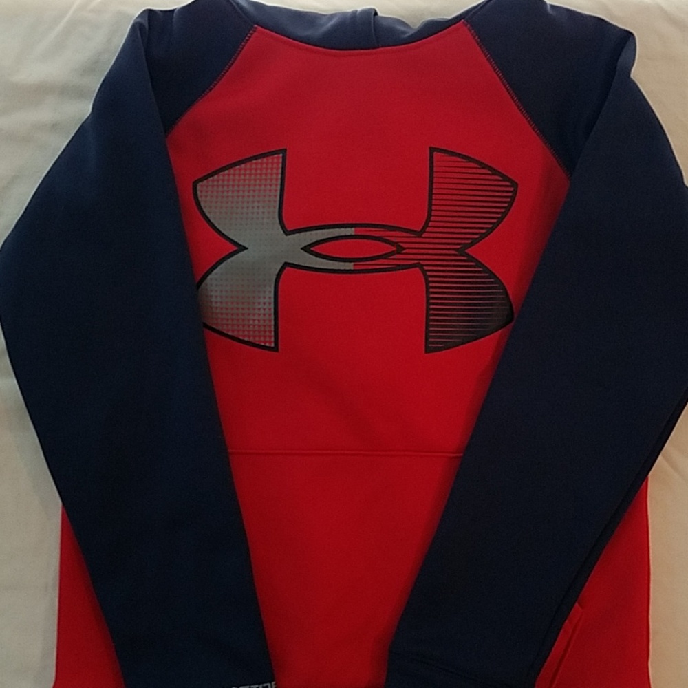Boys under armour hoodie